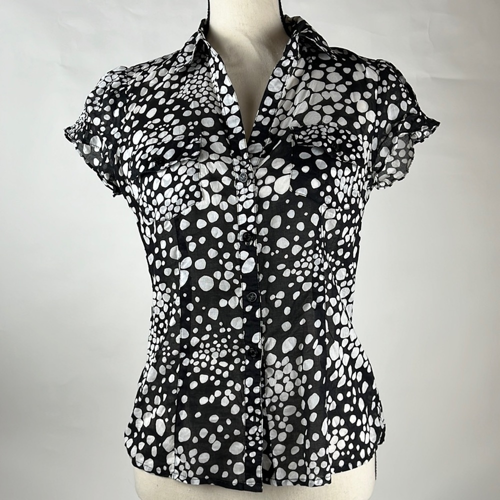 Michael Kors black and white raindrop pattern short sleeve button shirt - size 6